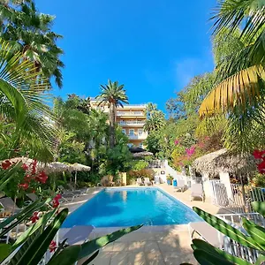 Veles 3* Cannes