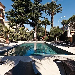 Golden Tulip De Paris فندق 4*