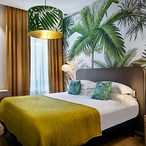 Hotel Verlaine 4*