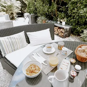 Idéal - De Charme Et Atypique Hotel 3*