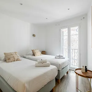 Suquet Centre Inn *