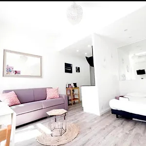 아파트 Moderne Et Calme En Plein Centre *