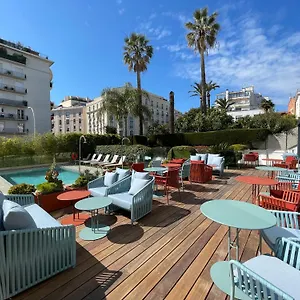 Le Canberra Cannes