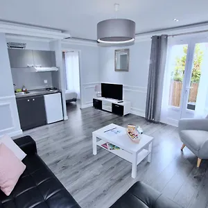 Aparthotel Luxury