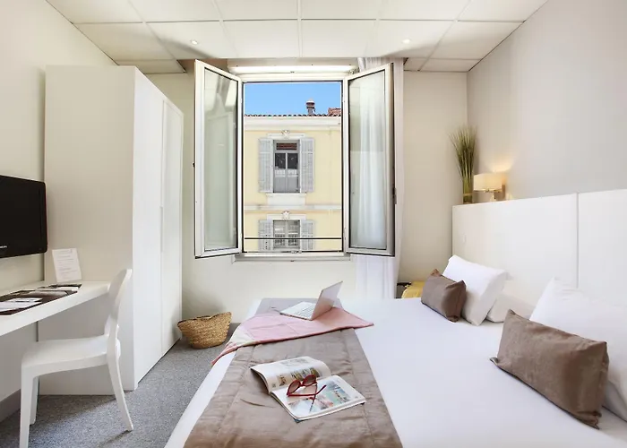 Hotel P.L.M. Cannes foto