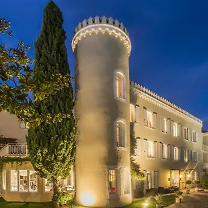 Château De La Tour 4* Cannes