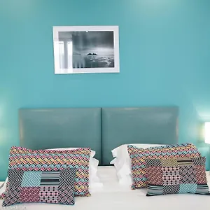 O Carre Croisette 4* カンヌ